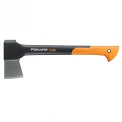 Sekera Fiskars X10, plastové pouzdro