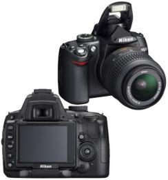 Fotoaparát zrcad. Nikon D5000 + 18-55 AF-S DX VR