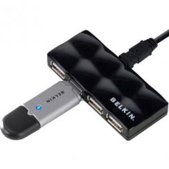 Hub usb Belkin USB 2.0 4-port Hi-Speed Mobile - černý